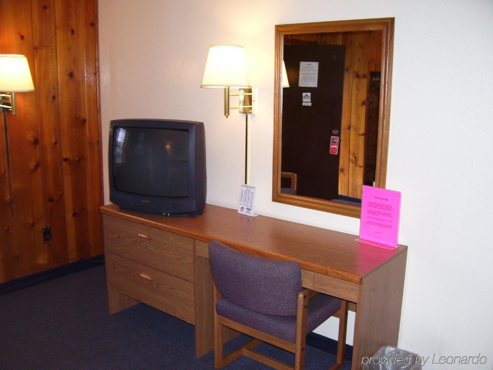 Travelers Inn Missoula Room photo